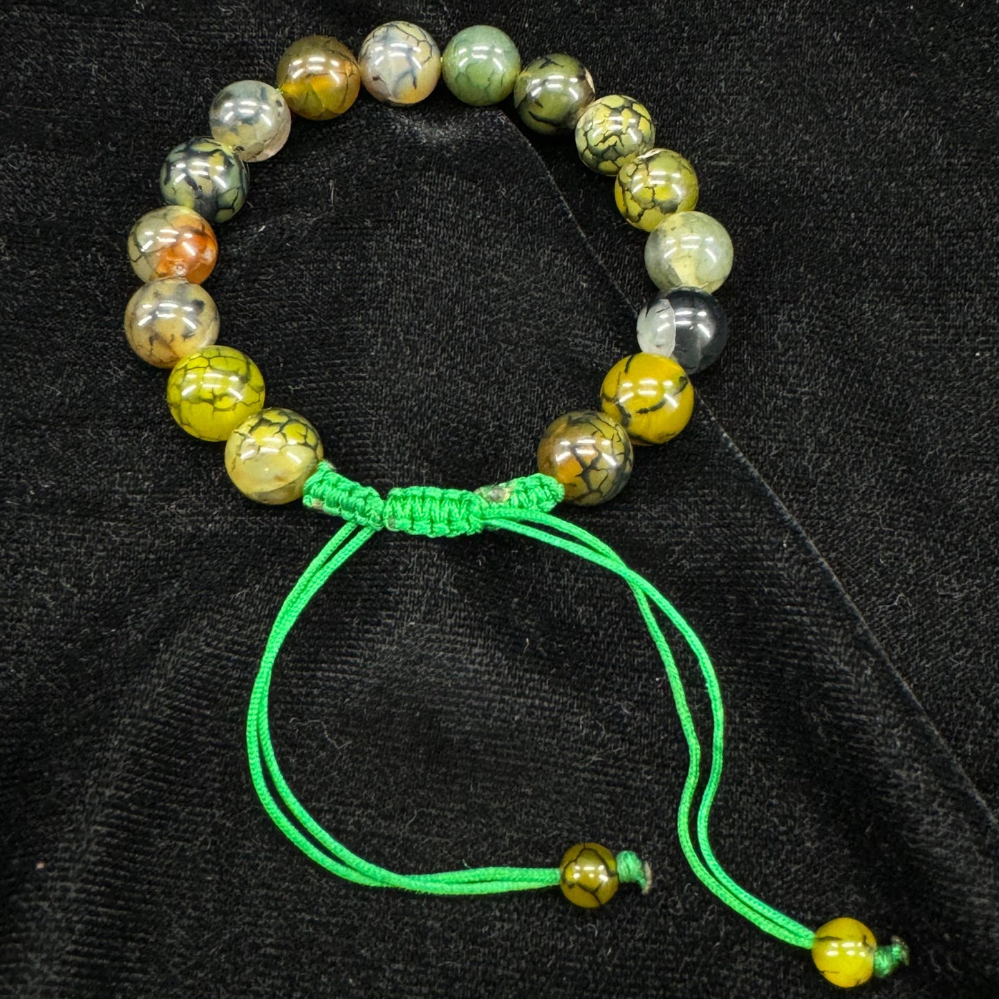 Shajri Aqeeq Stone Bracelet, Unisex β Free Size Fit for All( 16 Beads ,10mm Size)