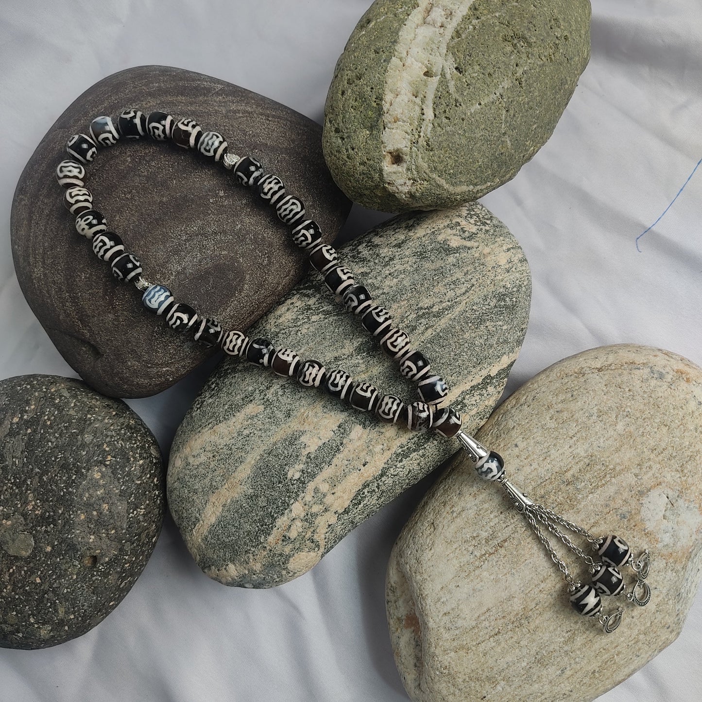 Vintage Afghanistan Black and Whitish Striped Aqeeq Stone Premium Tasbeeh 10mm/33 Beads