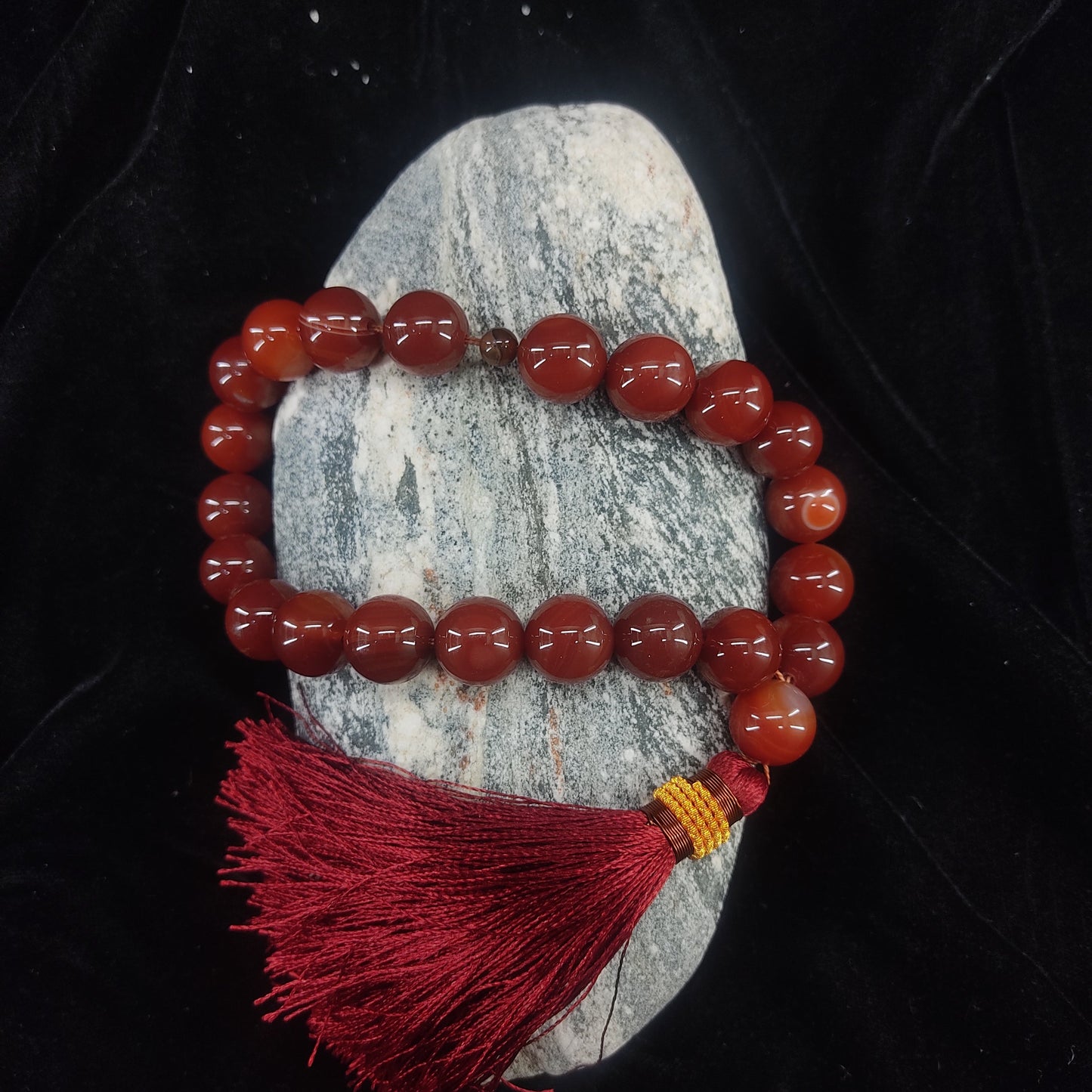 Red Aqeeq Stone Tasbih 14mm/21 Beads