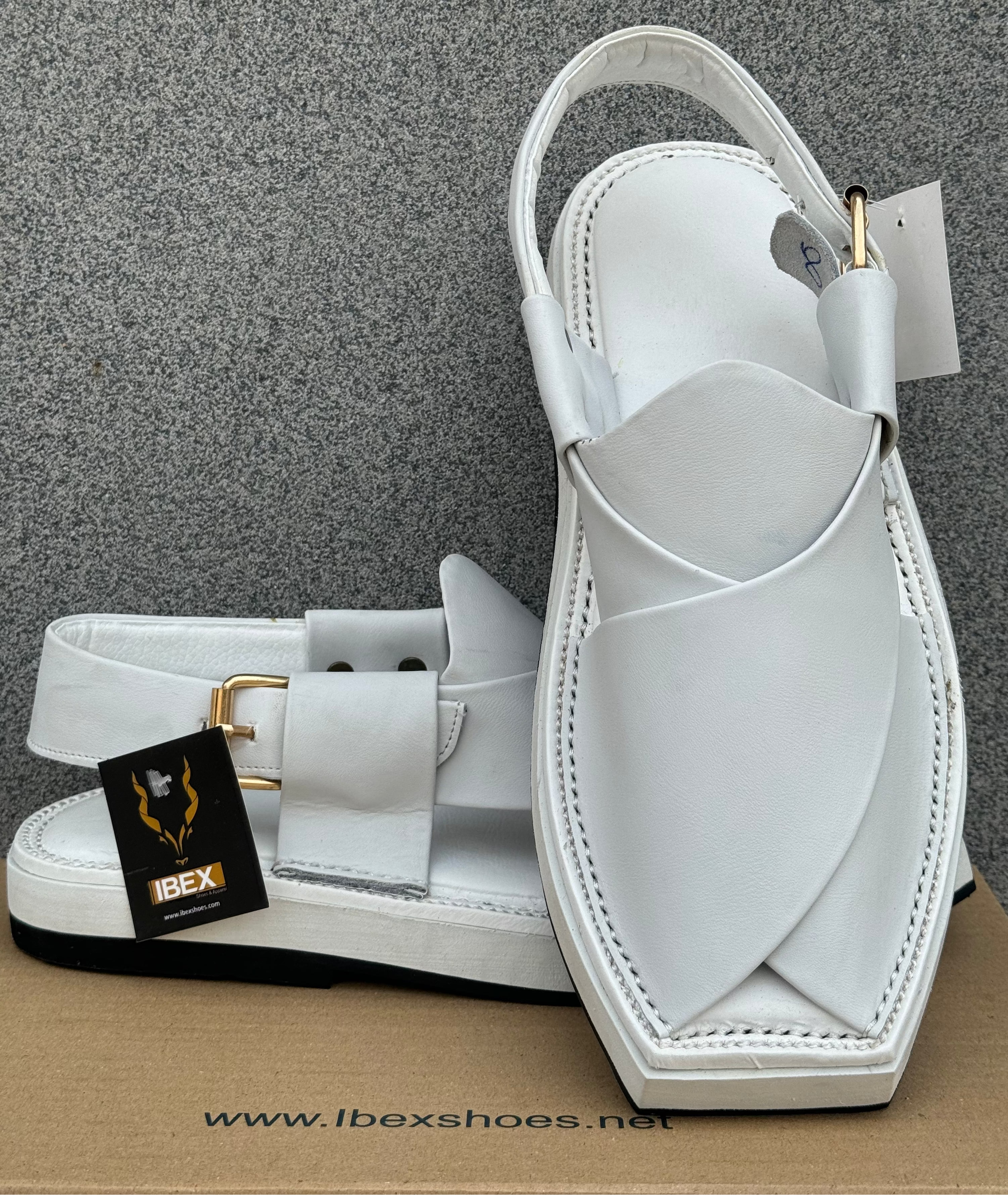 Zalmi Kaptan White