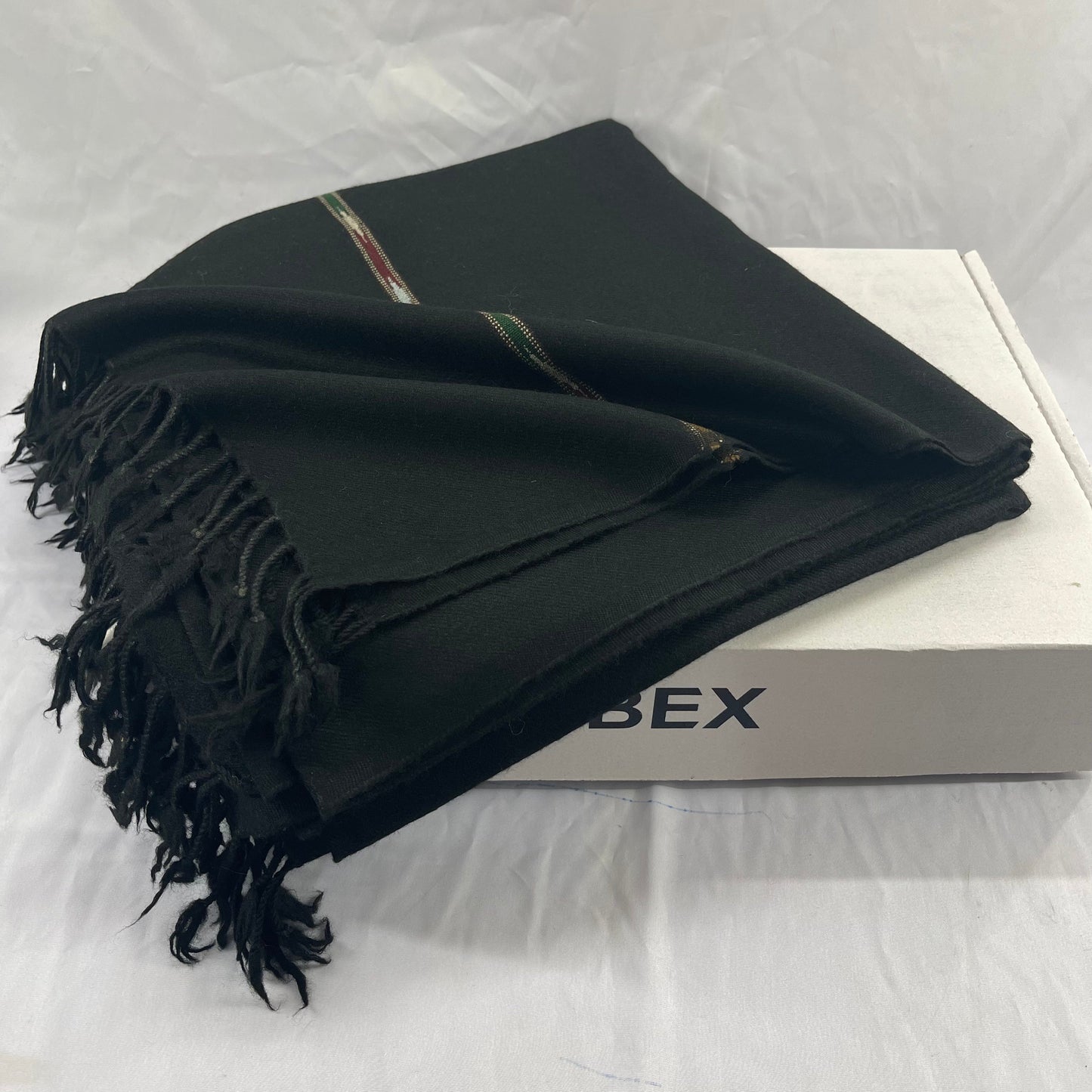 72 Count Premium Class (440 gram) Swati  Shawl Off-White,“A Touch of Tradition — Includes a Complimentary Pakool!”