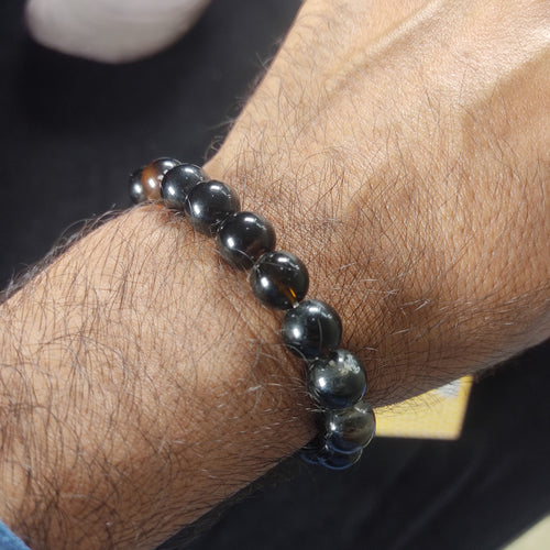 Aqeeq Stone Bracelet – Free Size Fit for All  Black Color (16 beads 10mm Size ) Elastic