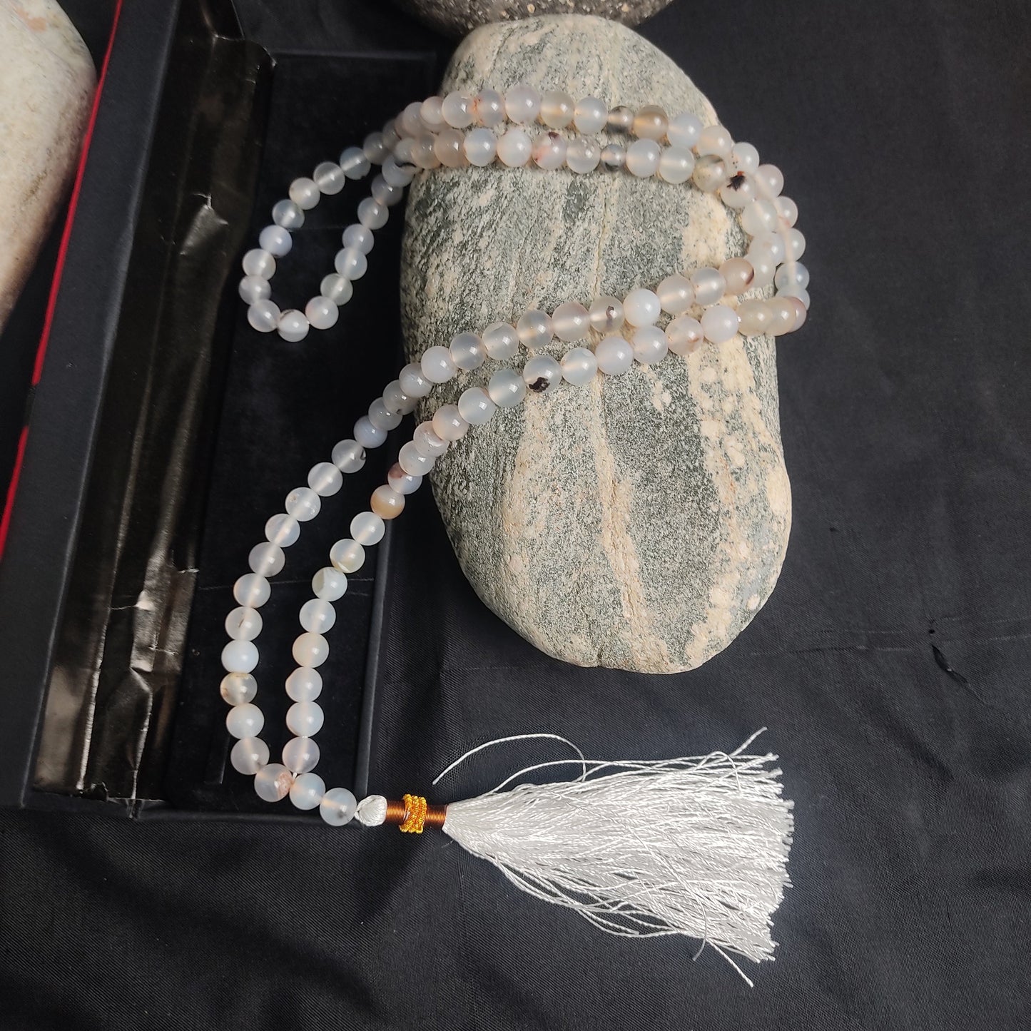 White Aqeeq Stone Tasbeeh 8mm 100 beads