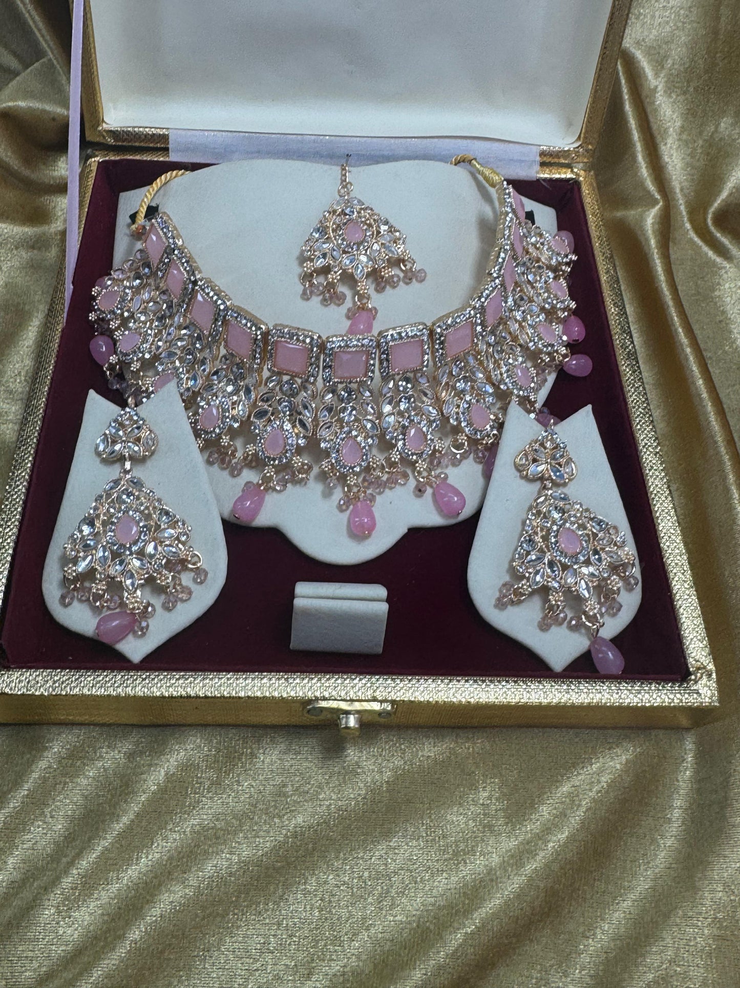 Ahana the Necklace  By Stonage,