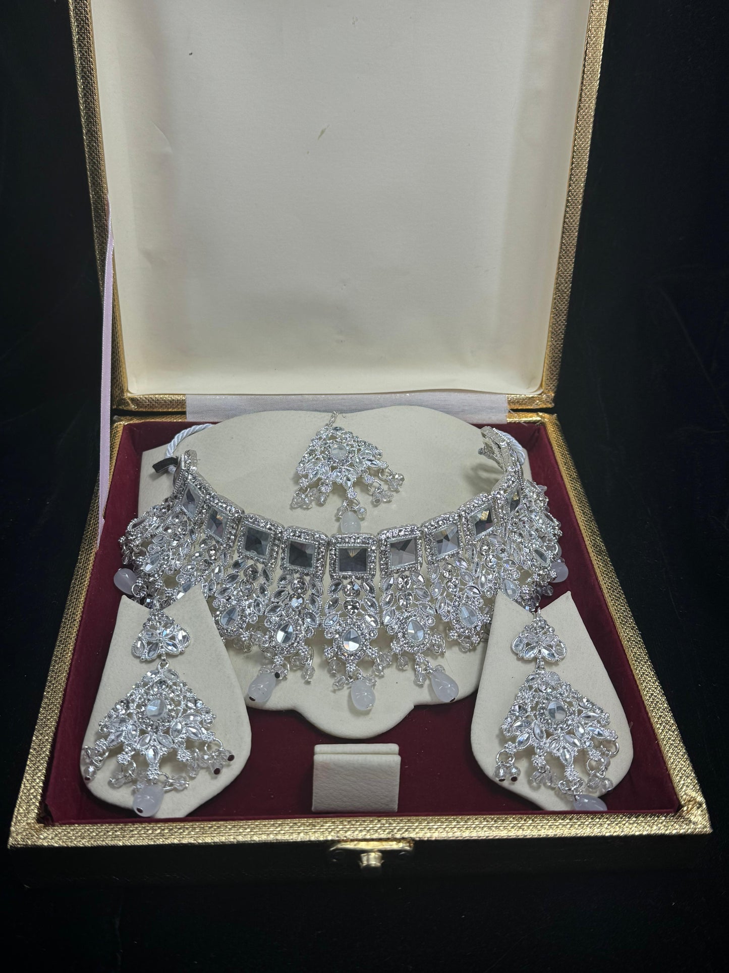 Ahana the Necklace  By Stonage,