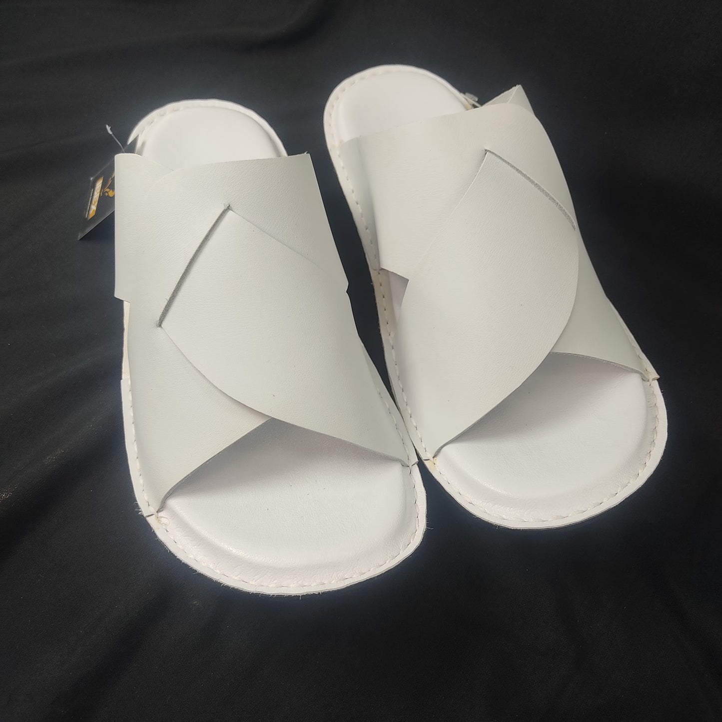 Handmade Slipper White Light Weight & Soft